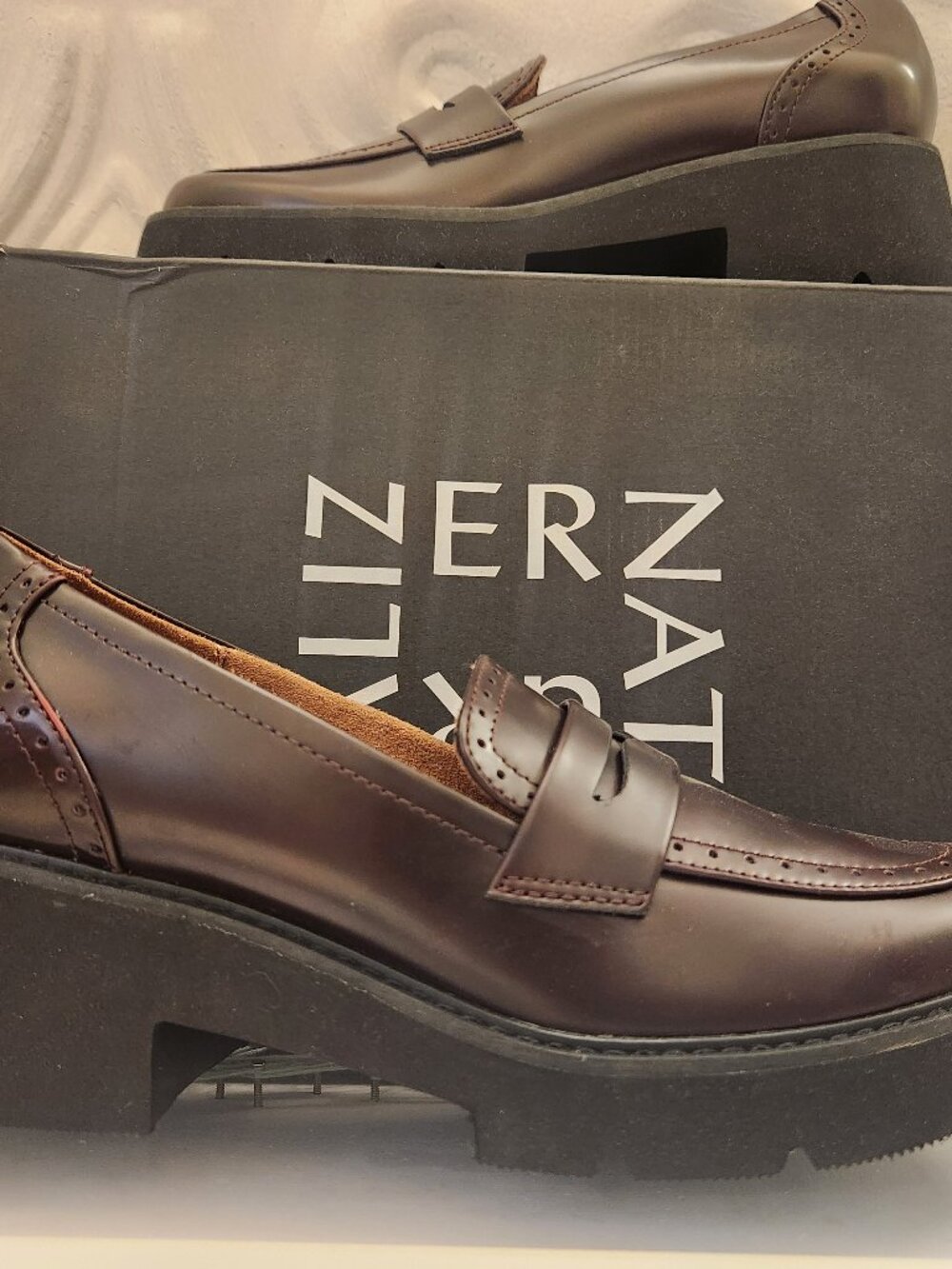 Naturalizer Charisma Winered Loafers. NIB. Size 7.5